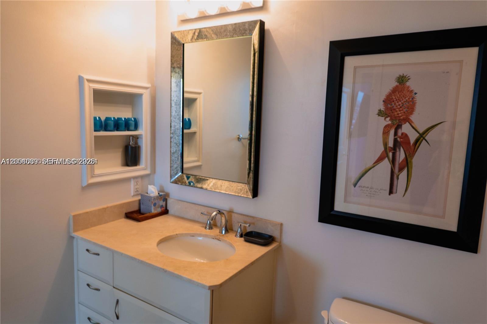 6365 Collins Ave #2710, Miami Beach FL 33141