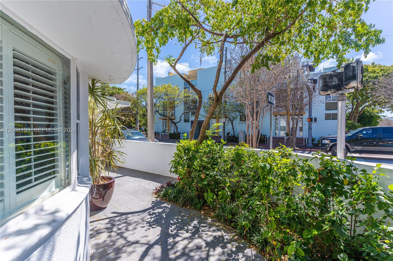 8101 Harding Ave, Miami Beach FL 33141