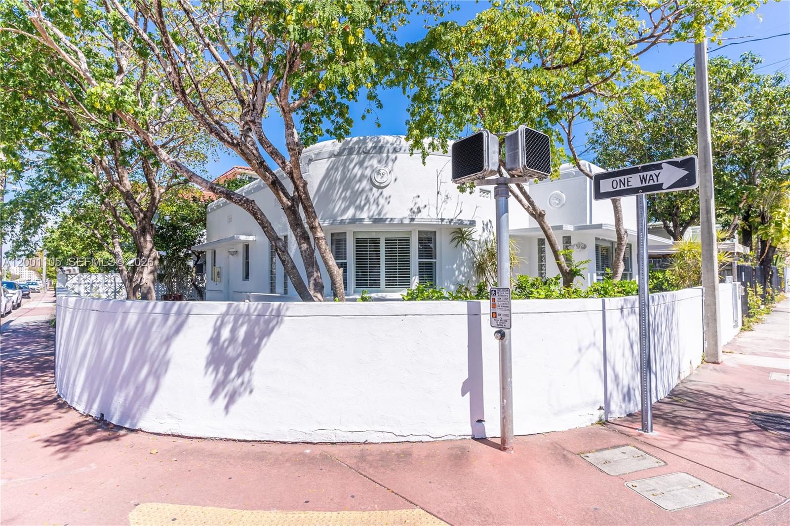 8101 Harding Ave, Miami Beach FL 33141