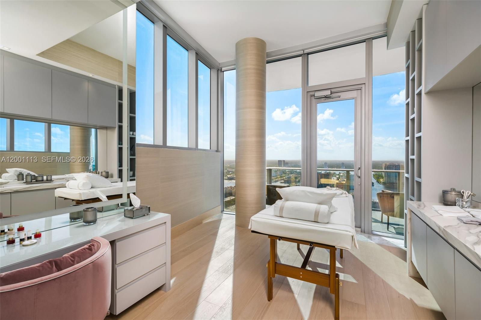 17475 Collins Ave #PH3201, Sunny Isles Beach FL 33160