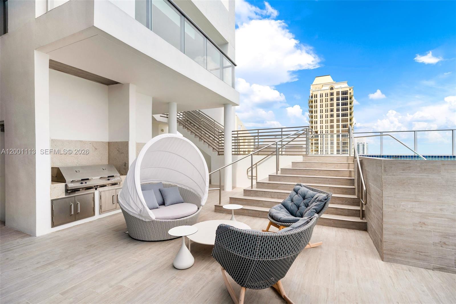 17475 Collins Ave #PH3201, Sunny Isles Beach FL 33160