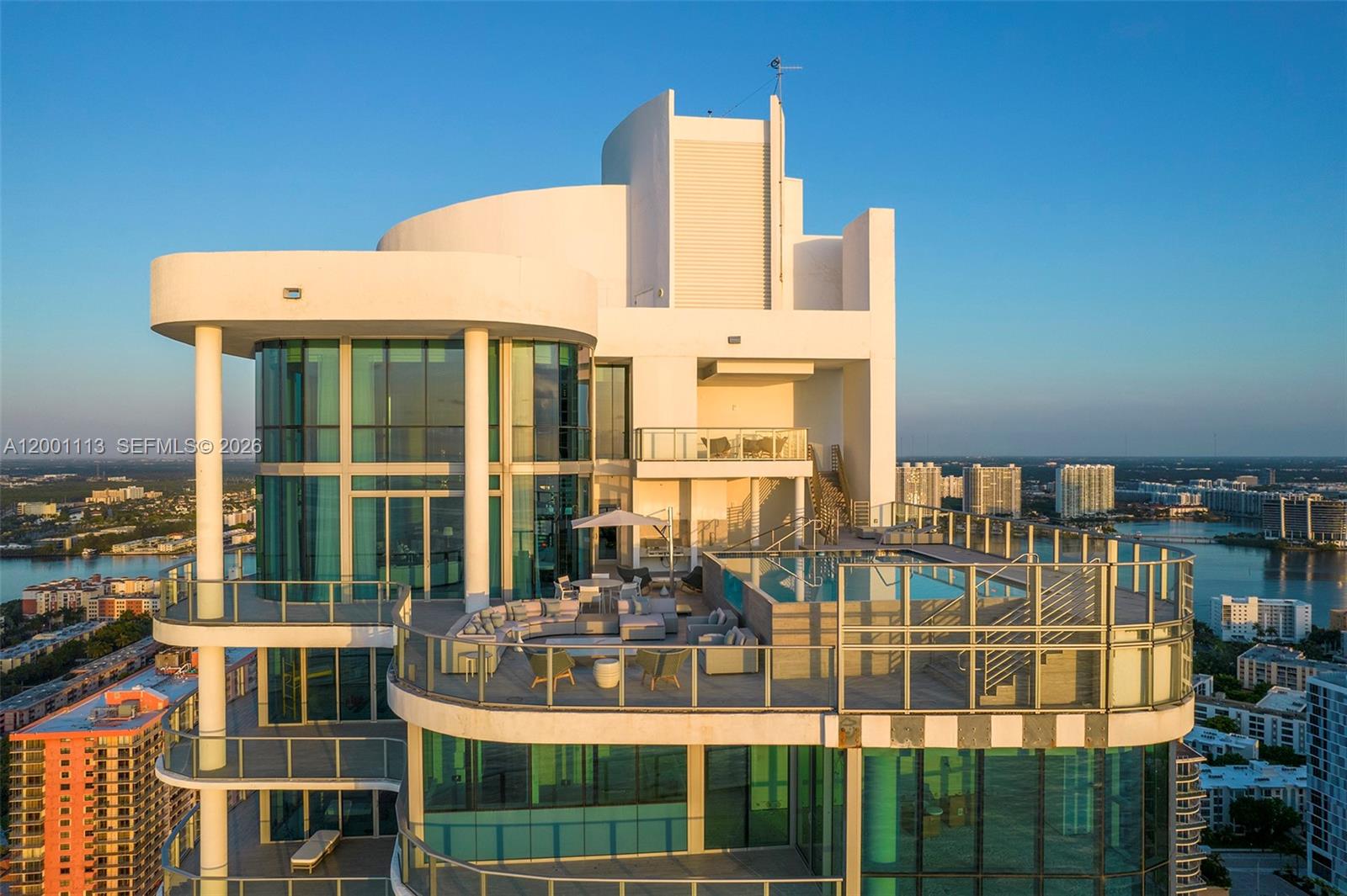 17475 Collins Ave #PH3201, Sunny Isles Beach FL 33160