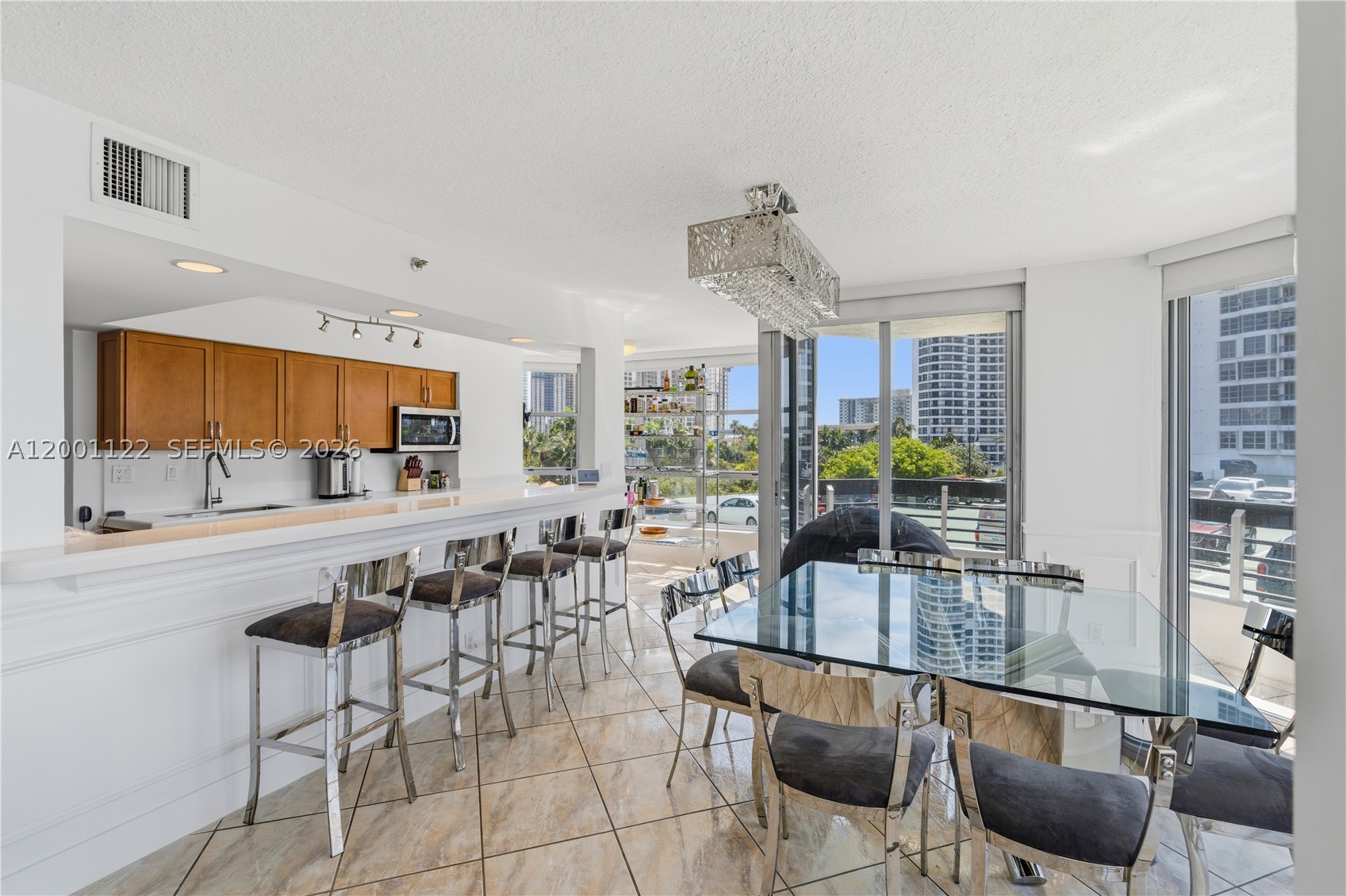 3600 Mystic Pointe Dr #513, Aventura FL 33180