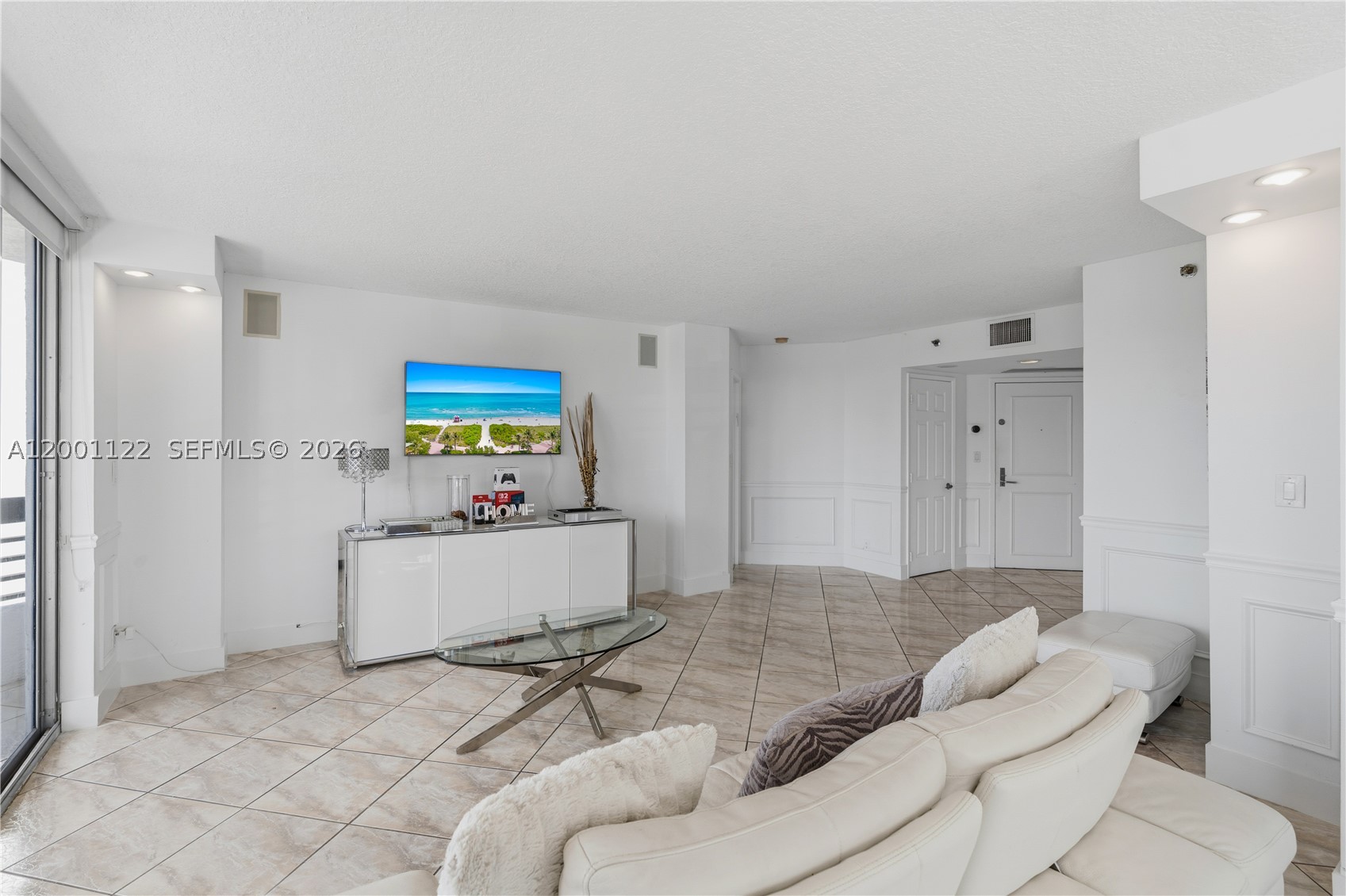 3600 Mystic Pointe Dr #513, Aventura FL 33180