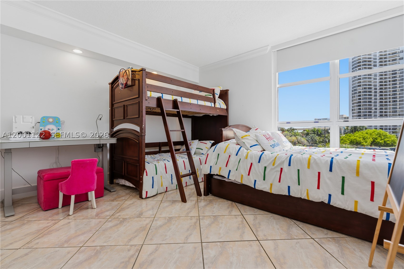 3600 Mystic Pointe Dr #513, Aventura FL 33180
