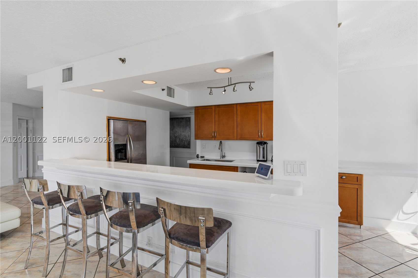 3600 Mystic Pointe Dr #513, Aventura FL 33180