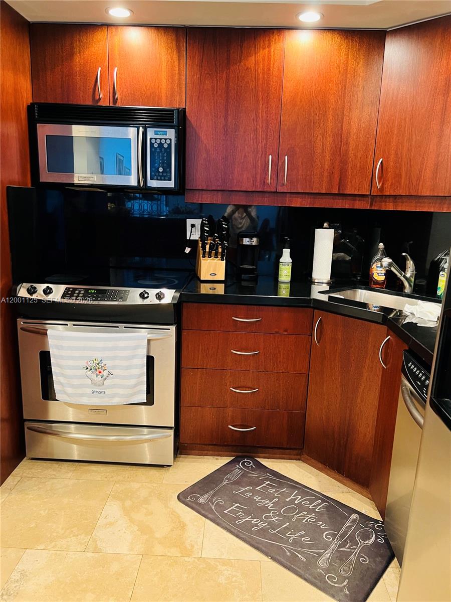 2333 Brickell Ave #1803, Miami FL 33129