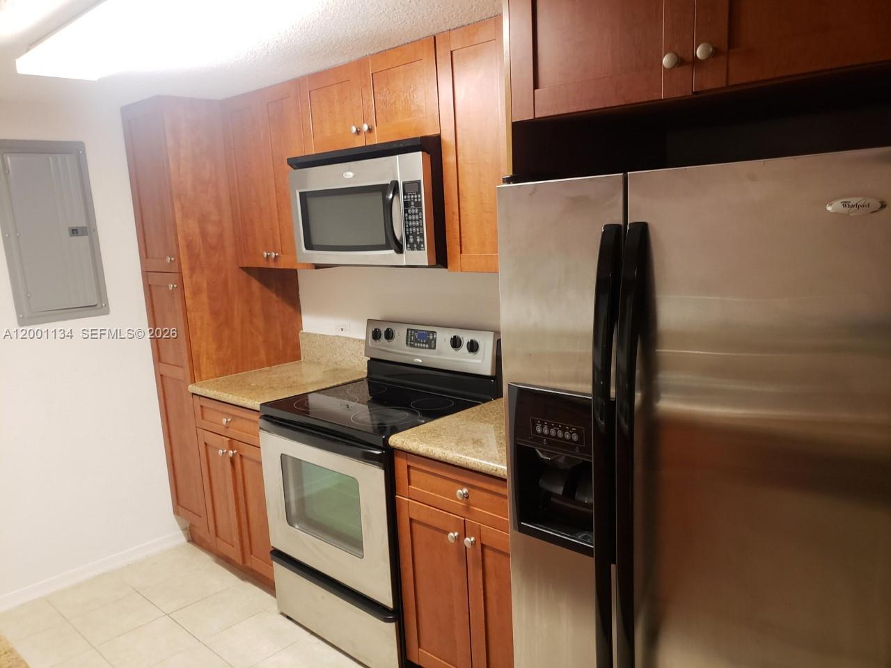36 NW 6th Ave #906, Miami FL 33128