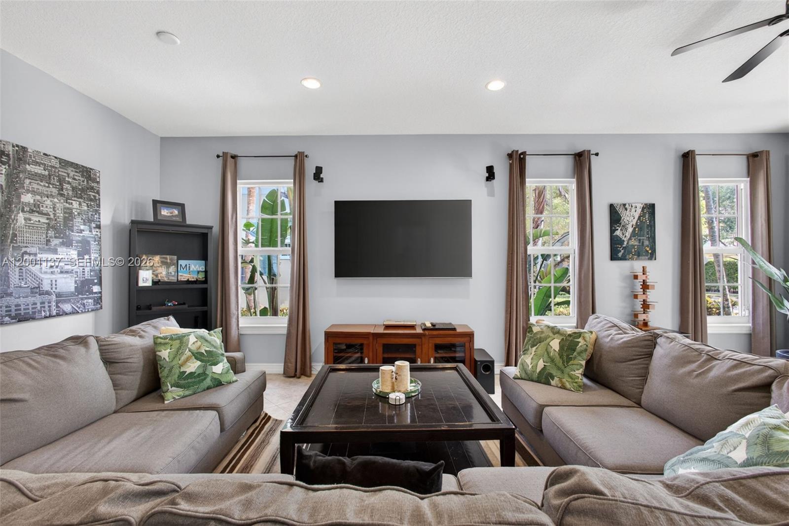 184 W Bay Cedar Cir, Jupiter FL 33458