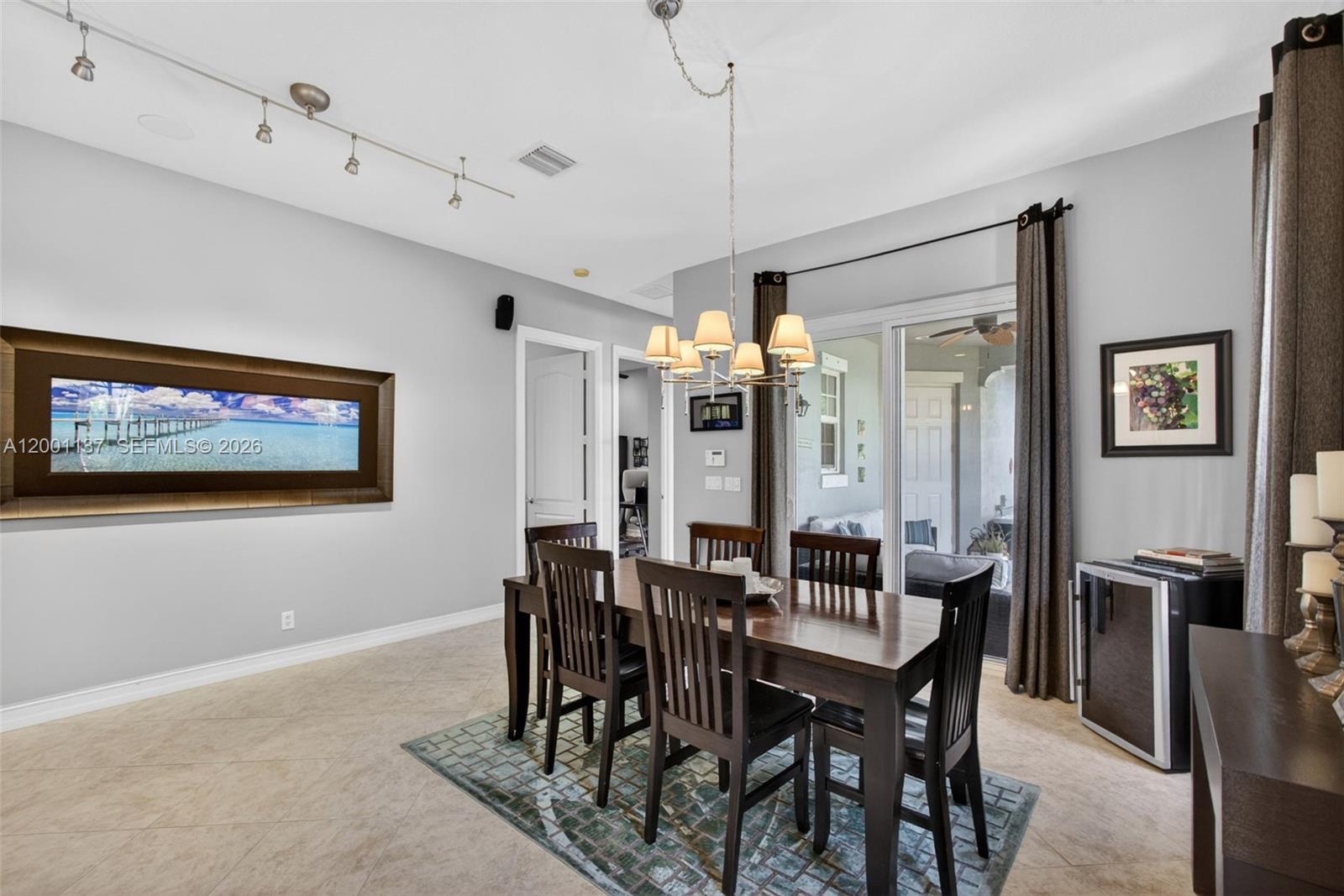 184 W Bay Cedar Cir, Jupiter FL 33458