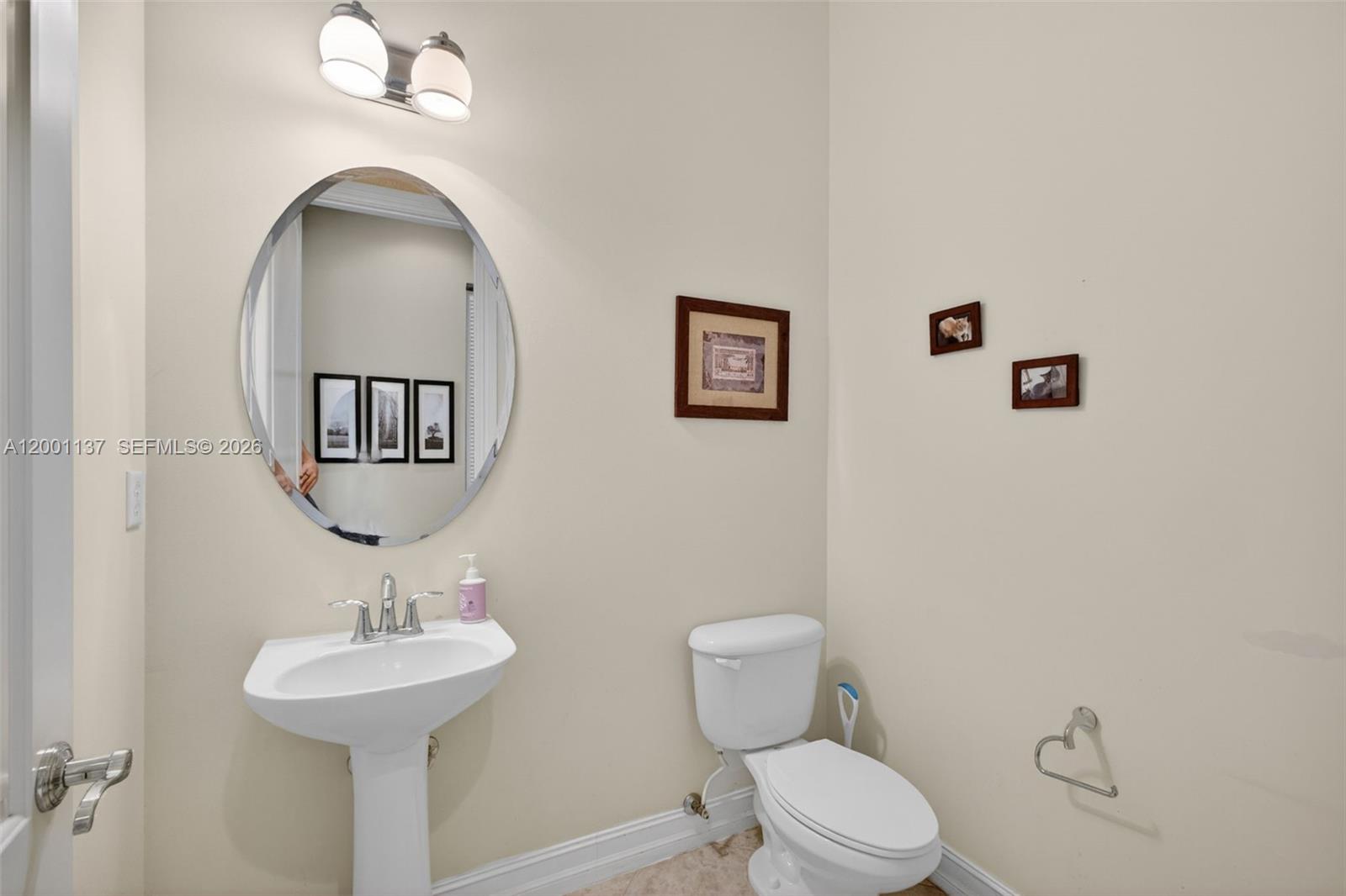 184 W Bay Cedar Cir, Jupiter FL 33458