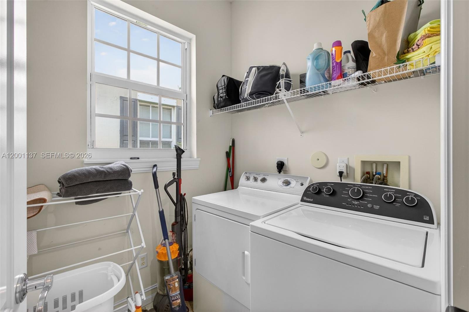 184 W Bay Cedar Cir, Jupiter FL 33458