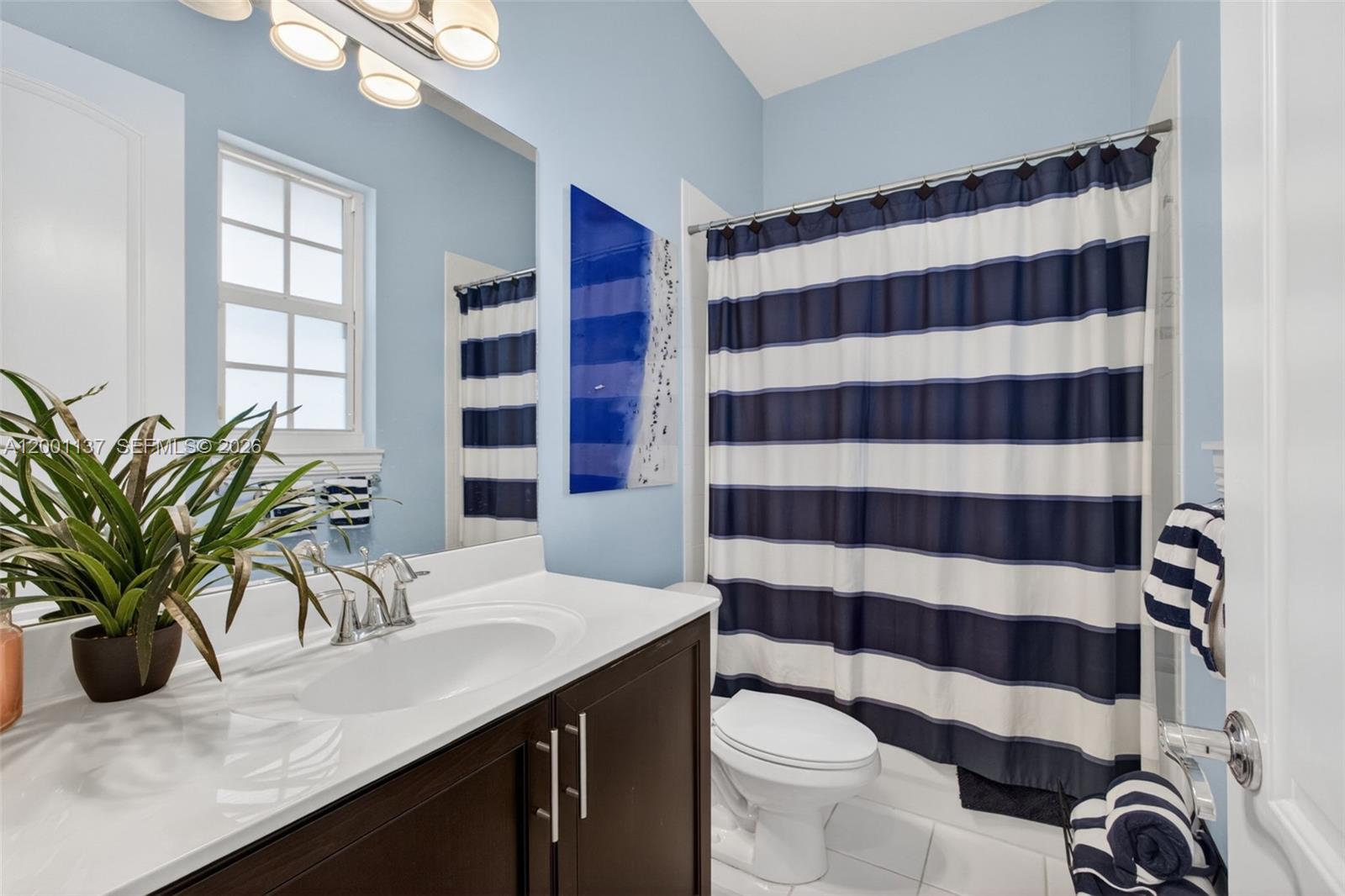 184 W Bay Cedar Cir, Jupiter FL 33458
