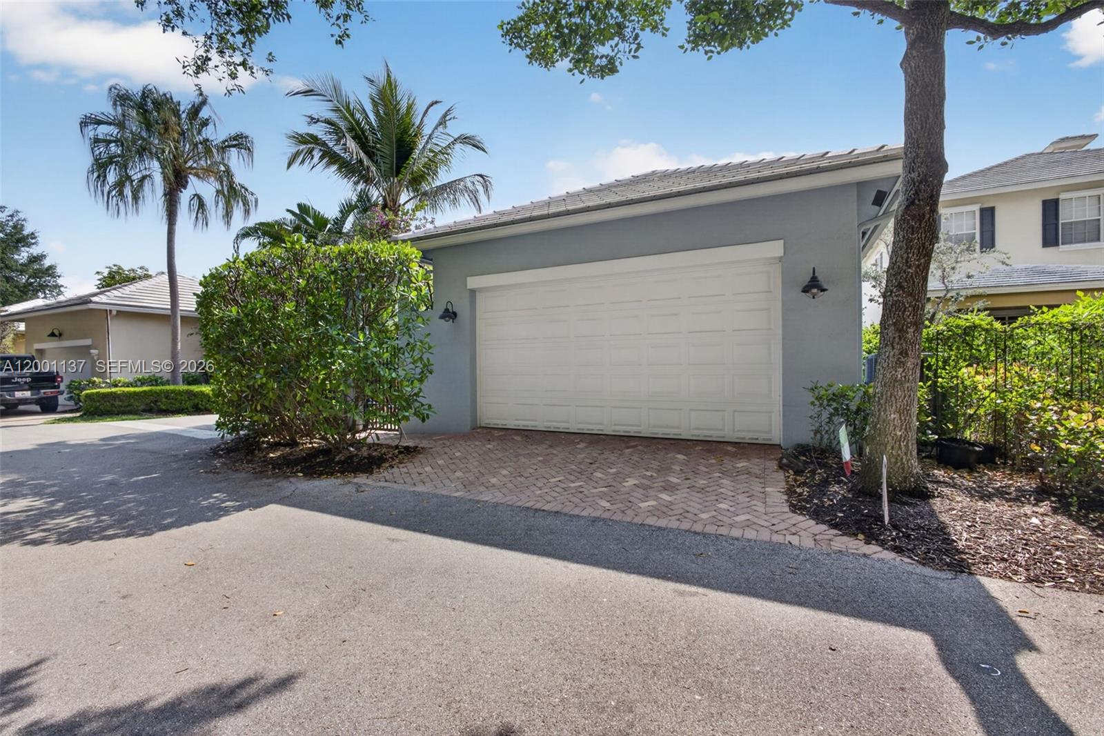 184 W Bay Cedar Cir, Jupiter FL 33458
