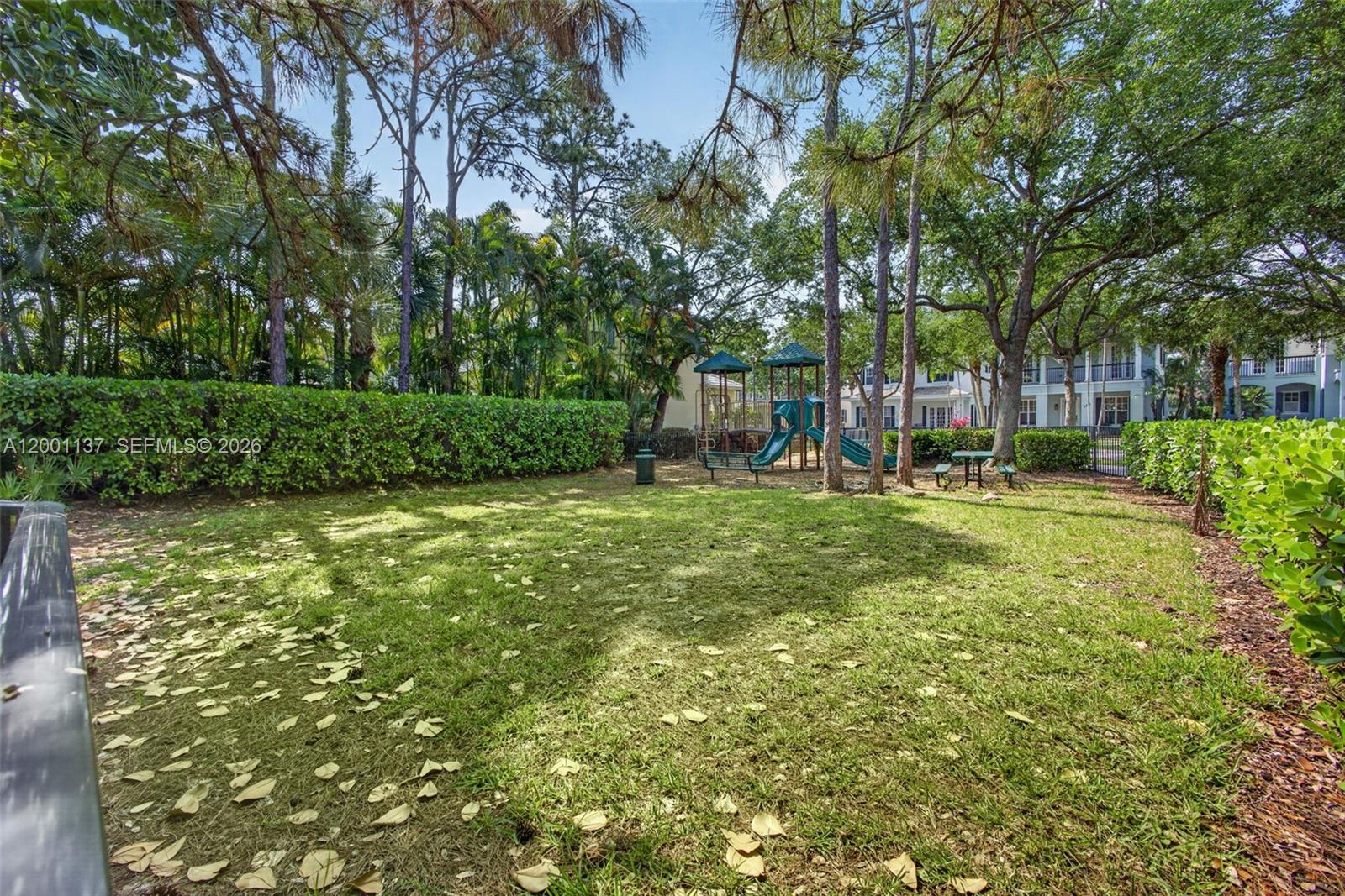 184 W Bay Cedar Cir, Jupiter FL 33458