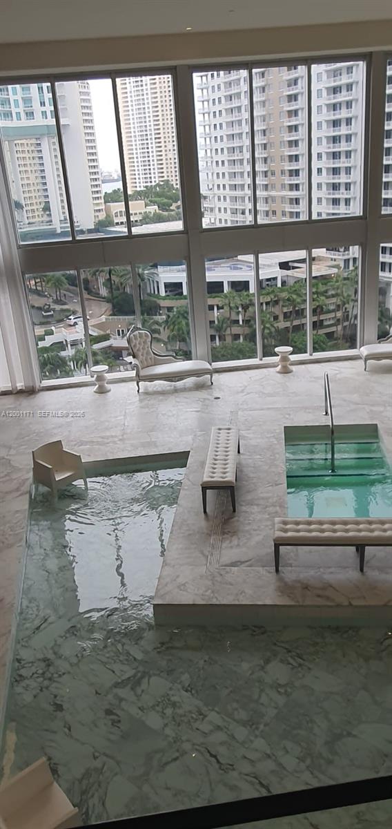 475 Brickell Ave #2115, Miami FL 33131