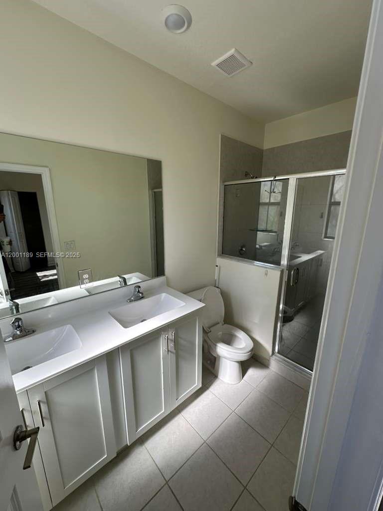 11104 W 33rd Way #0, Hialeah FL 33018