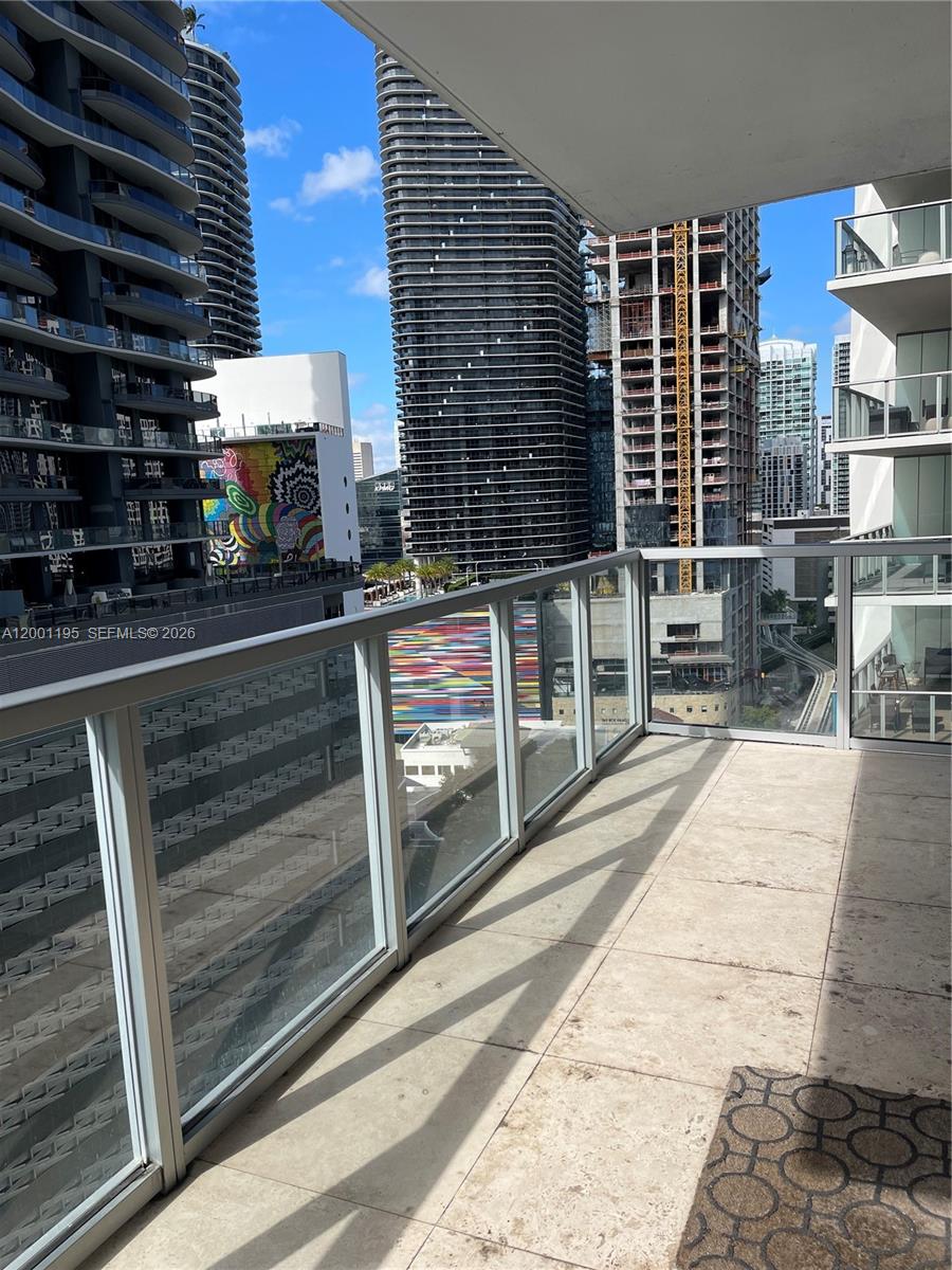1050 Brickell Ave #1820, Miami FL 33131