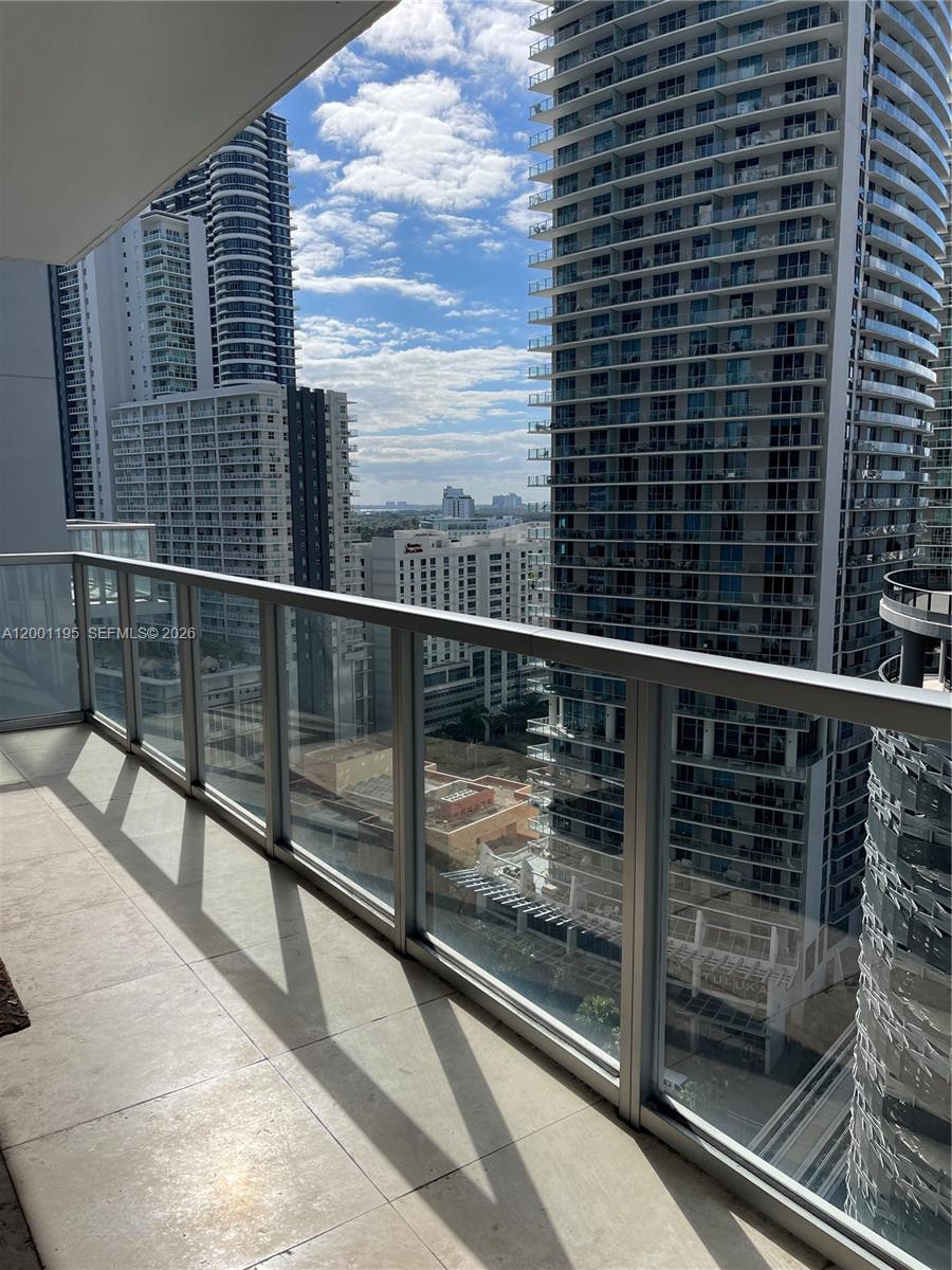 1050 Brickell Ave #1820, Miami FL 33131