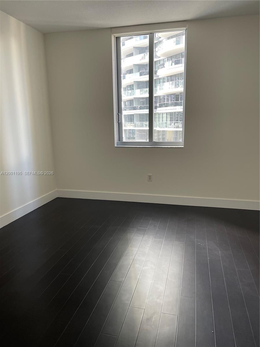 1050 Brickell Ave #1820, Miami FL 33131