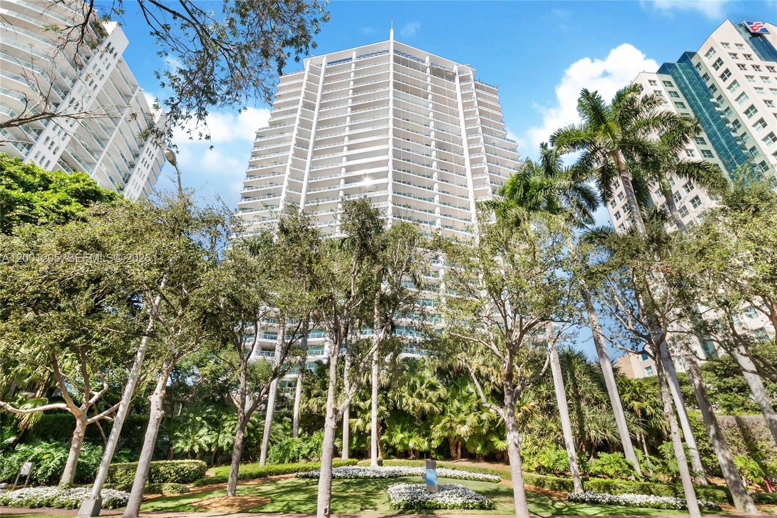 2627 S Bayshore Dr #906, Miami FL 33133