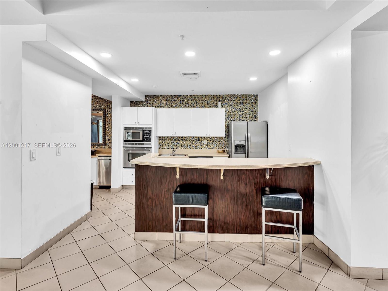 6001 SW 70th St #313, South Miami FL 33143