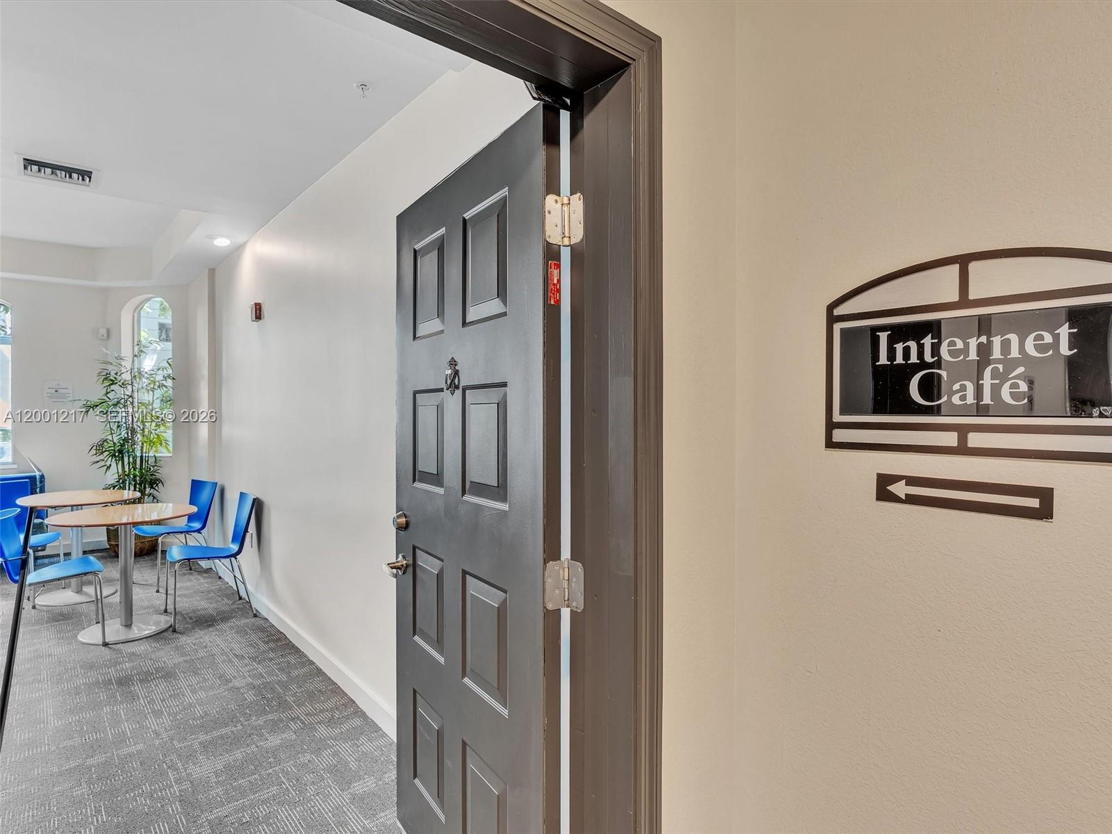 6001 SW 70th St #313, South Miami FL 33143