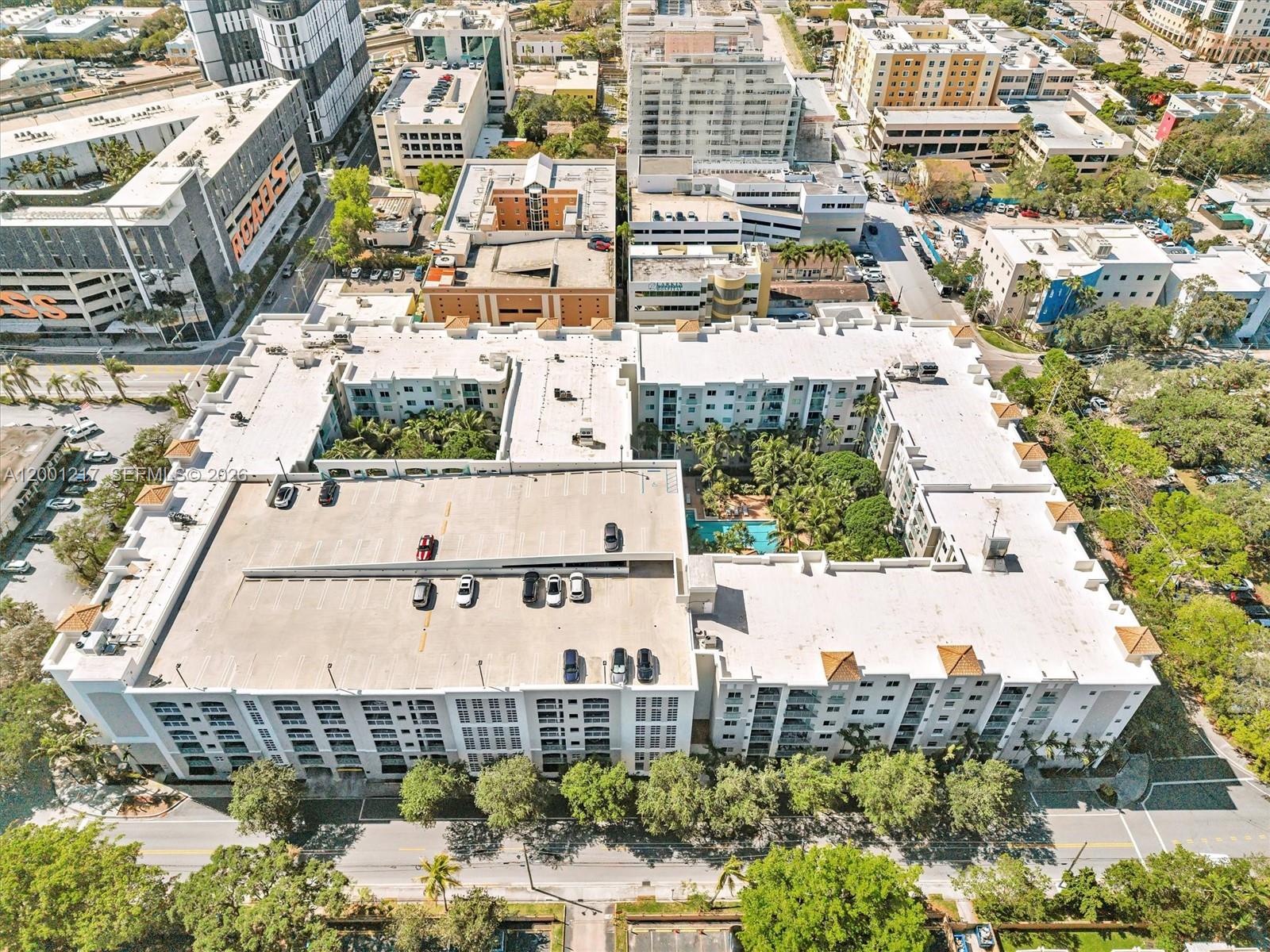 6001 SW 70th St #313, South Miami FL 33143