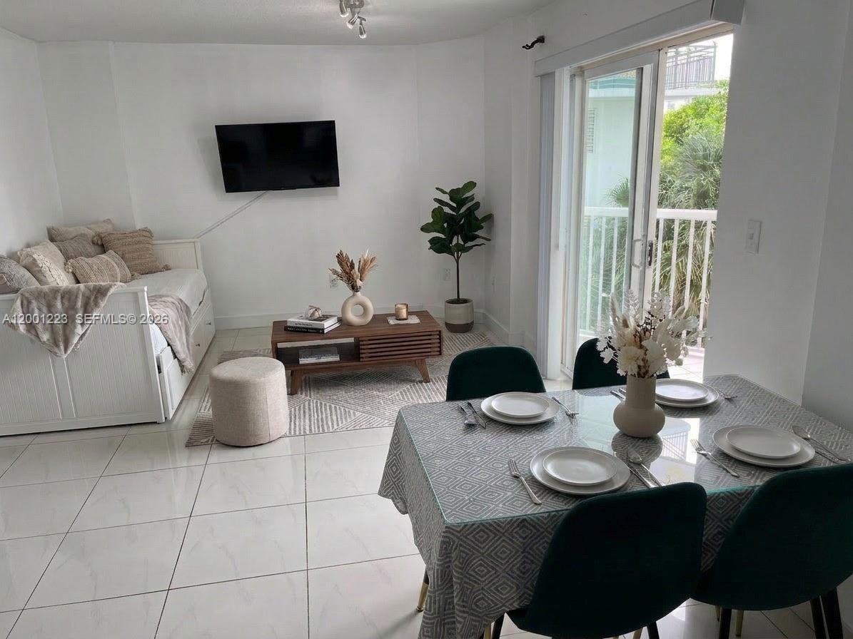 280 SW 20th Rd #504, Miami FL 33129