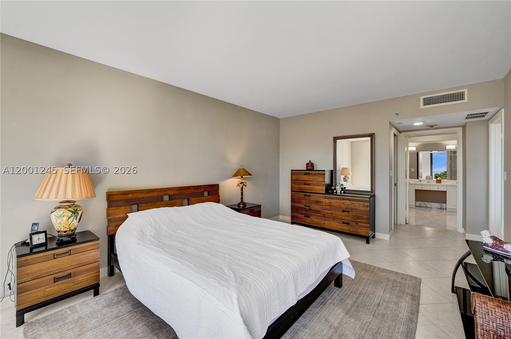 3600 Yacht Club Dr #904, Aventura FL 33180