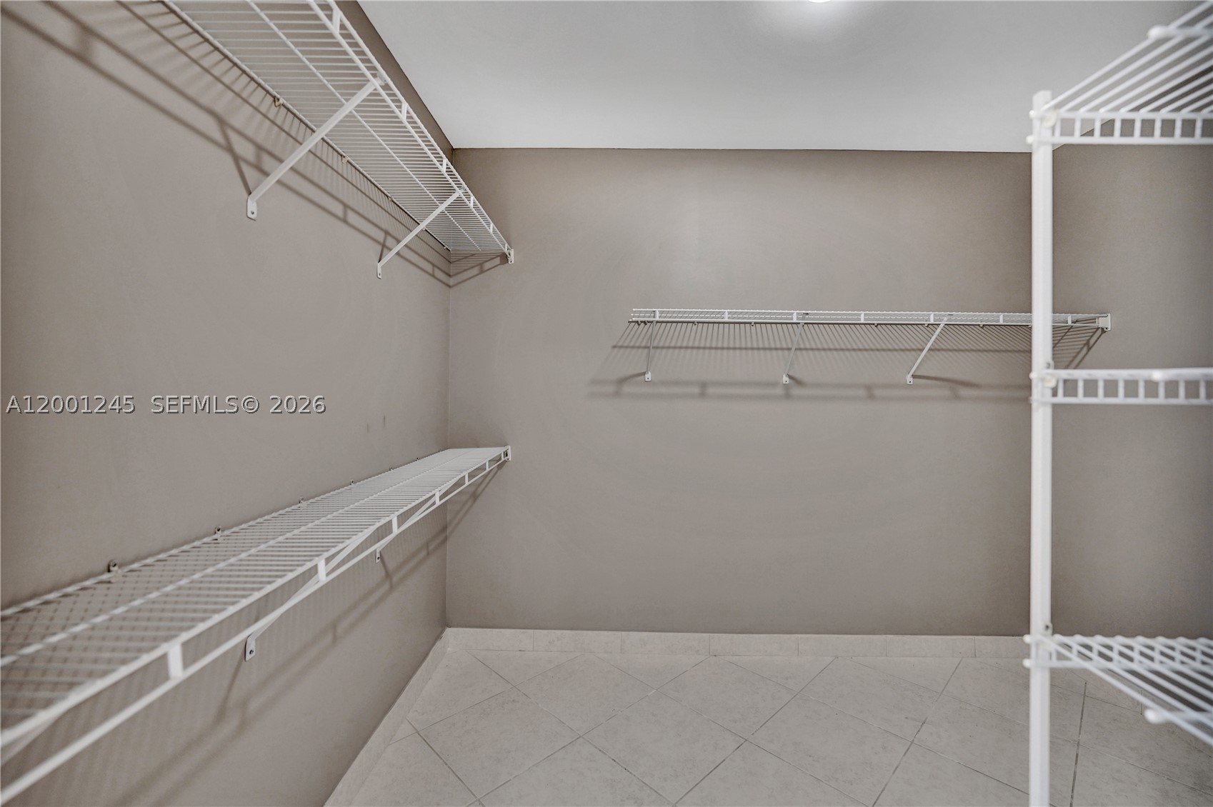 3600 Yacht Club Dr #904, Aventura FL 33180