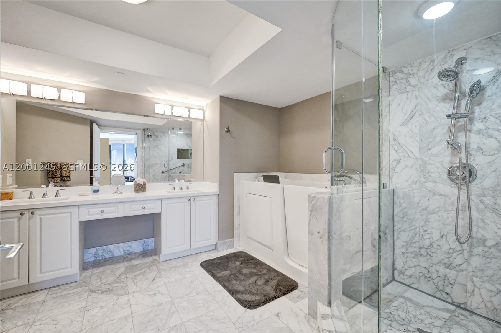 3600 Yacht Club Dr #904, Aventura FL 33180