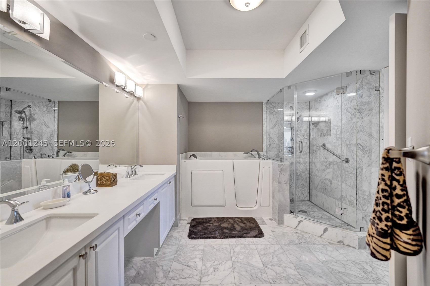3600 Yacht Club Dr #904, Aventura FL 33180