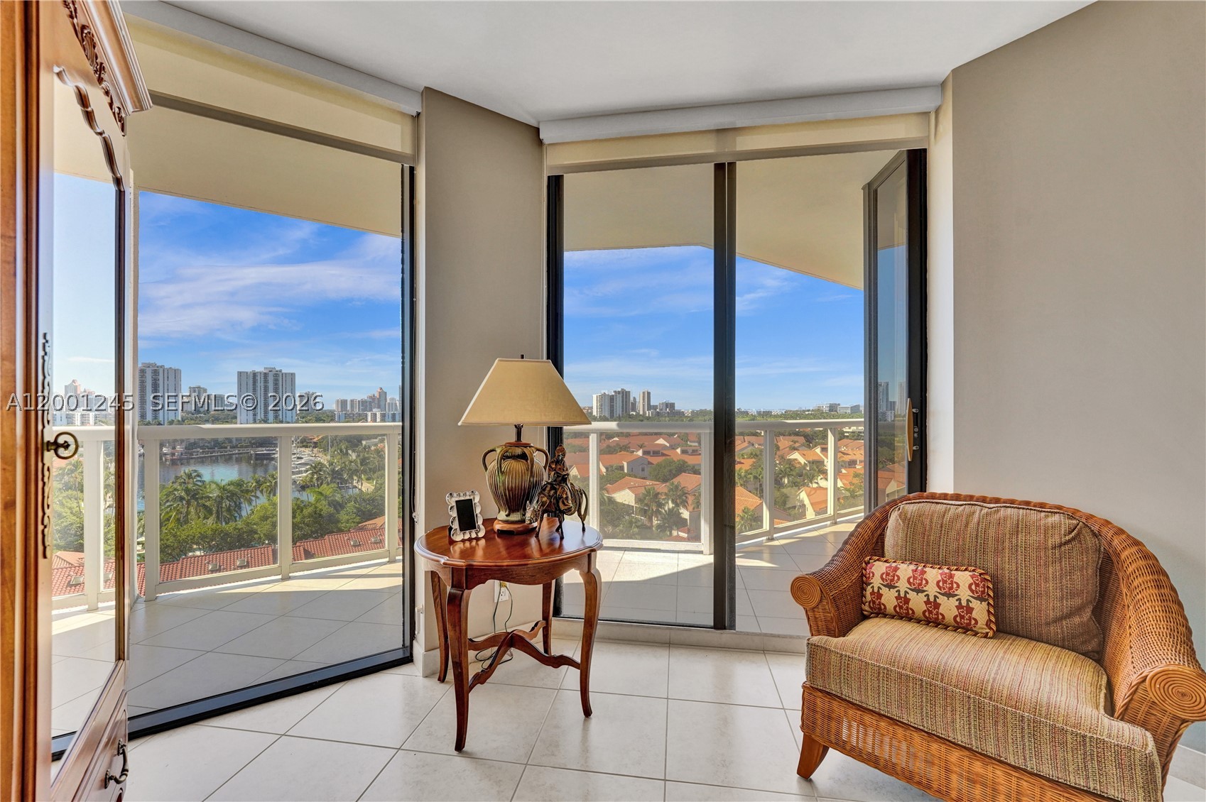 3600 Yacht Club Dr #904, Aventura FL 33180