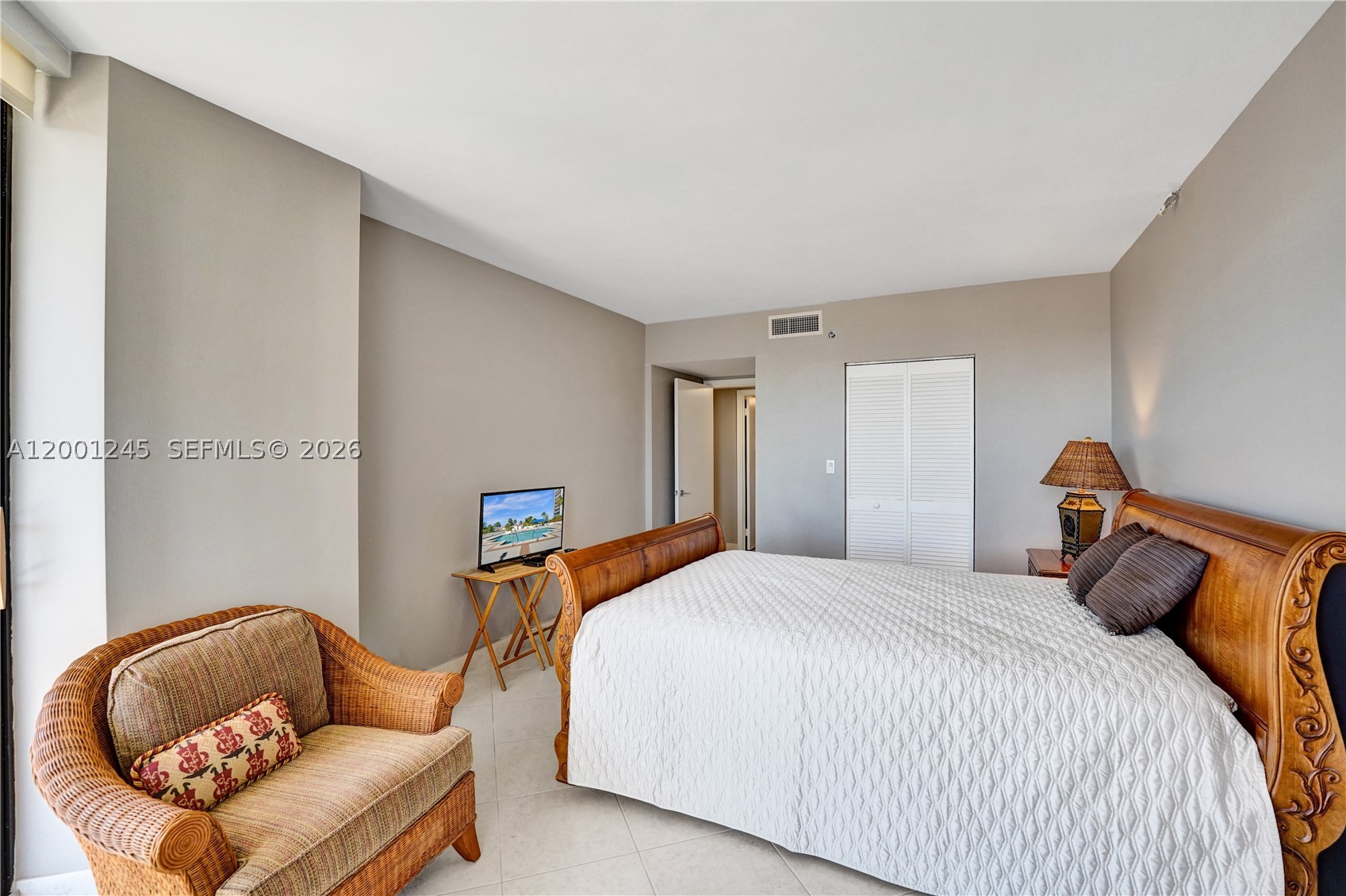 3600 Yacht Club Dr #904, Aventura FL 33180