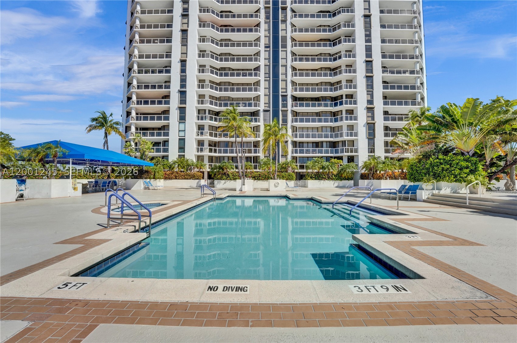 3600 Yacht Club Dr #904, Aventura FL 33180