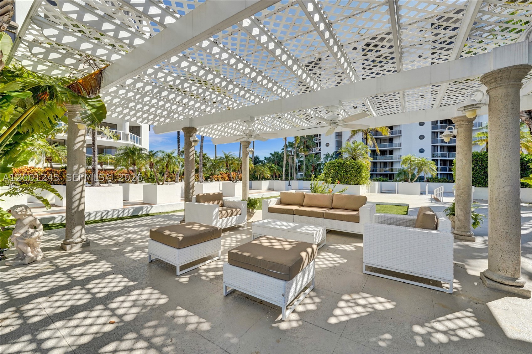 3600 Yacht Club Dr #904, Aventura FL 33180