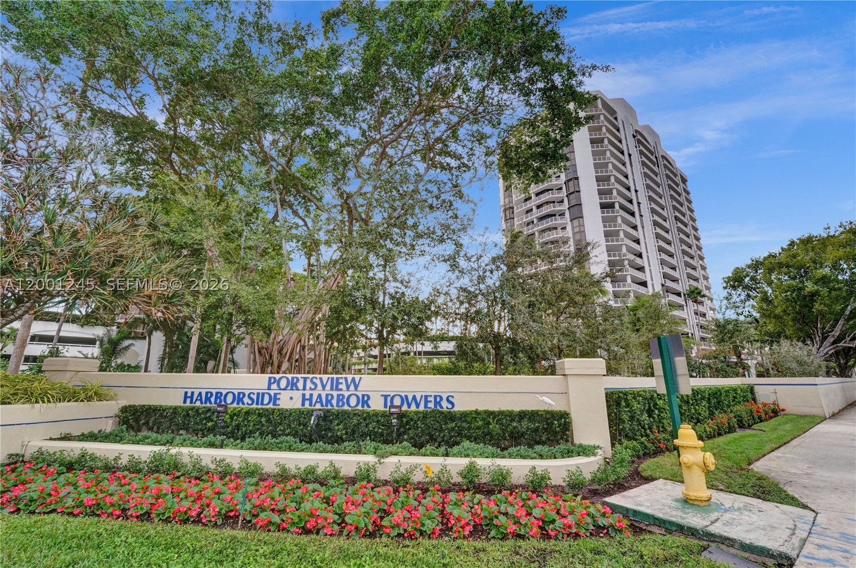 3600 Yacht Club Dr #904, Aventura FL 33180
