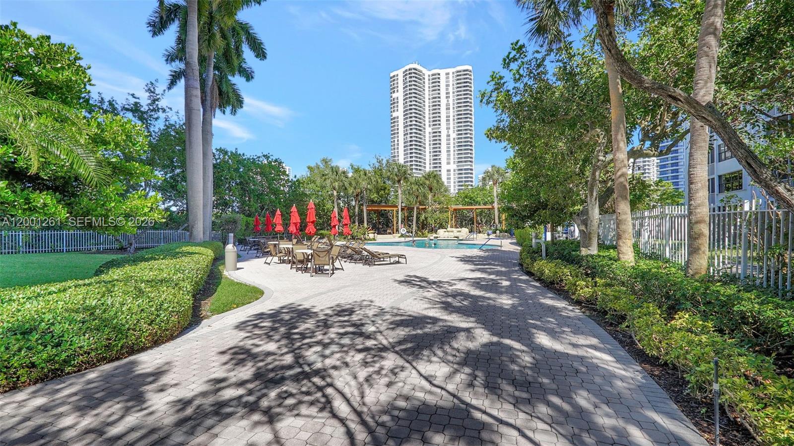 3400 NE 192nd St #303, Aventura FL 33180