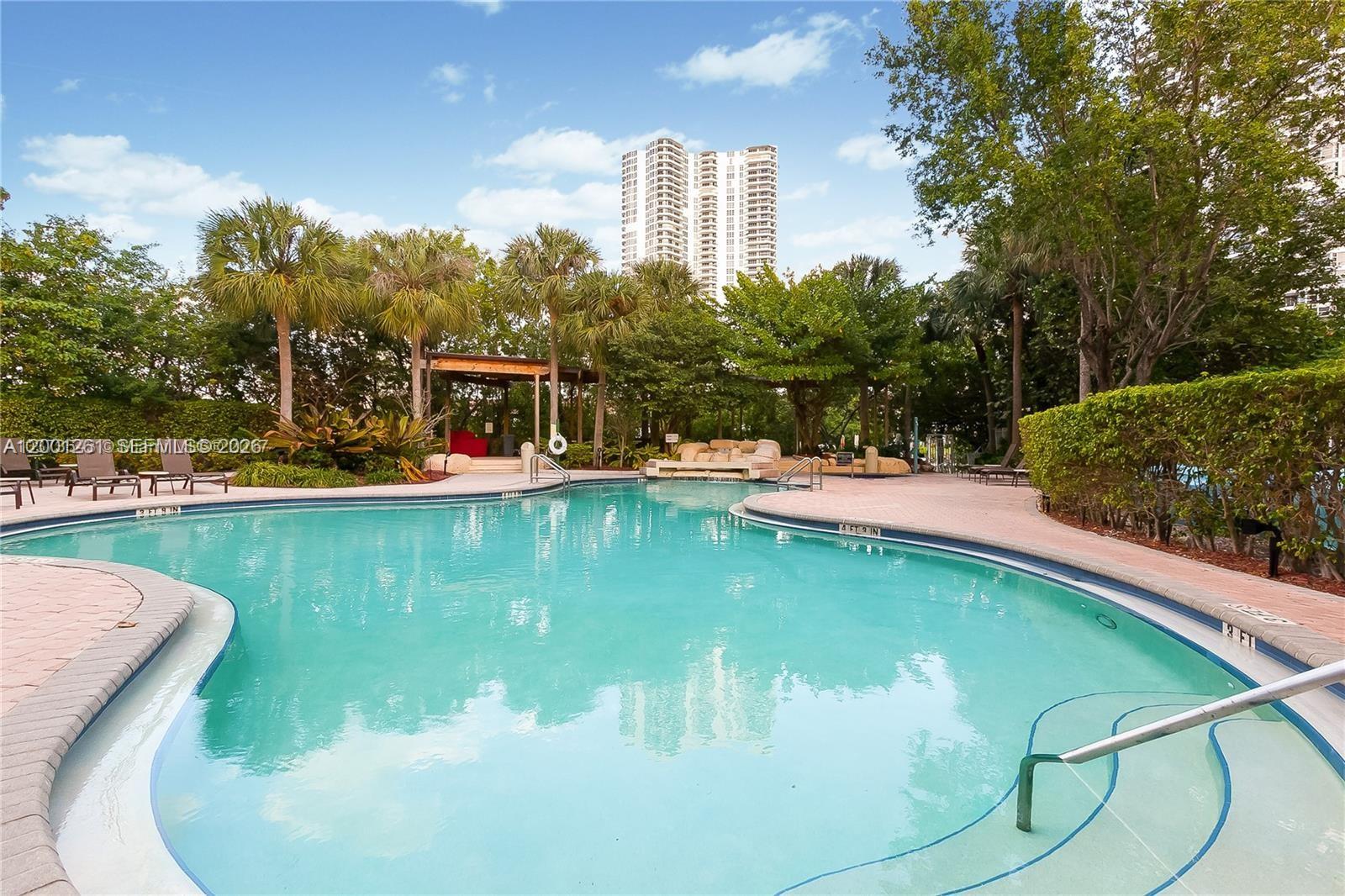 3400 NE 192nd St #303, Aventura FL 33180