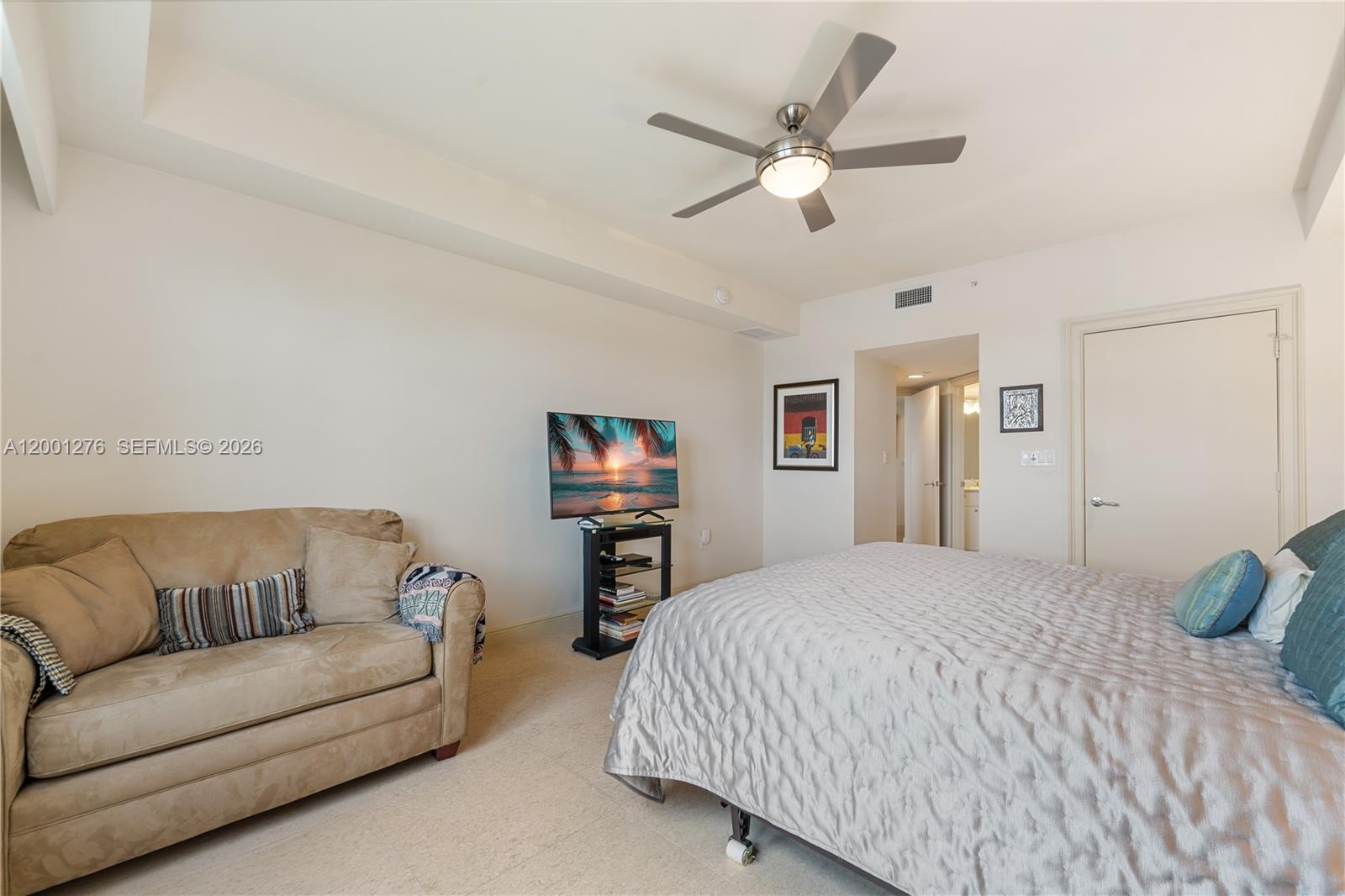 20000 E Country Club Dr #610, Aventura FL 33180