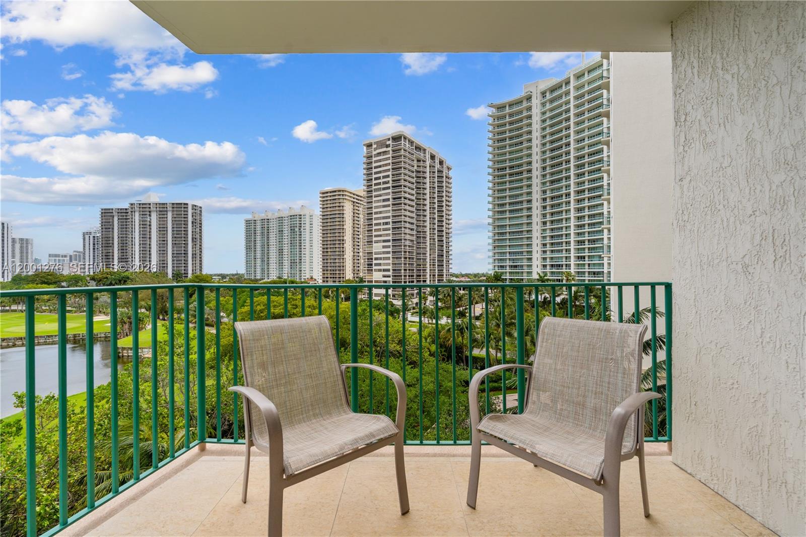 20000 E Country Club Dr #610, Aventura FL 33180