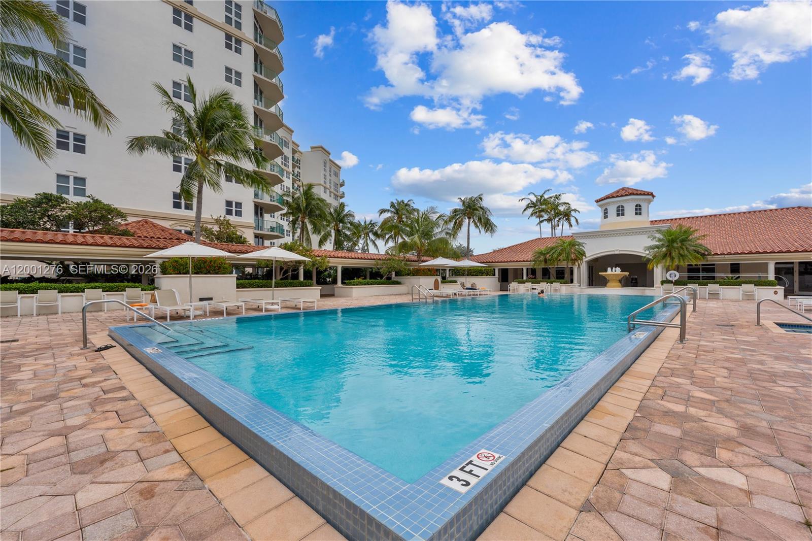 20000 E Country Club Dr #610, Aventura FL 33180