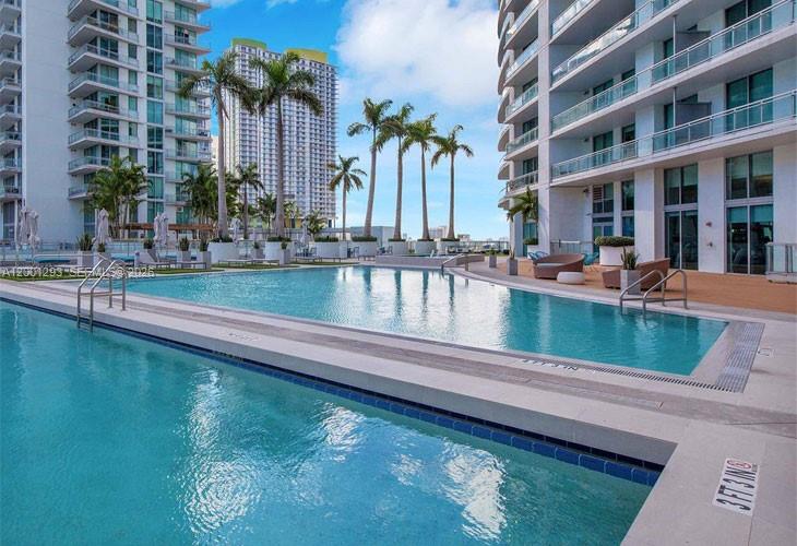 90 SW 3rd St #2116, Miami FL 33130