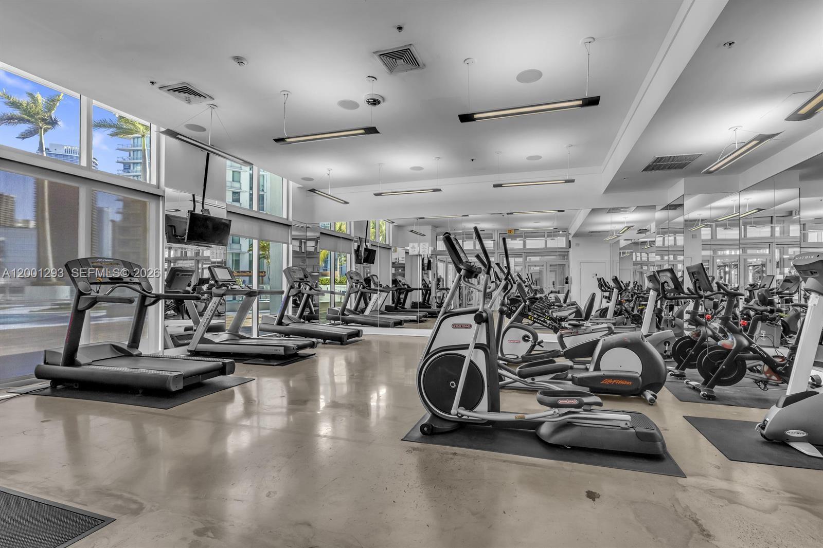 90 SW 3rd St #2116, Miami FL 33130