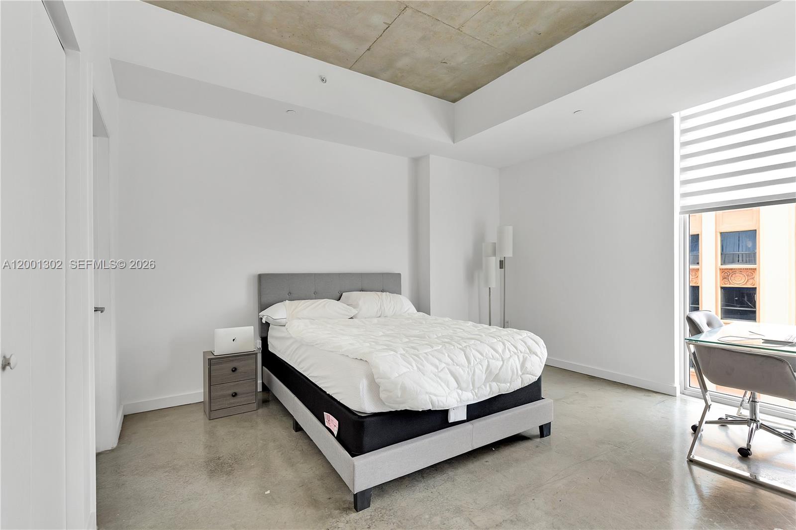 151 SE 1st St #1107, Miami FL 33131