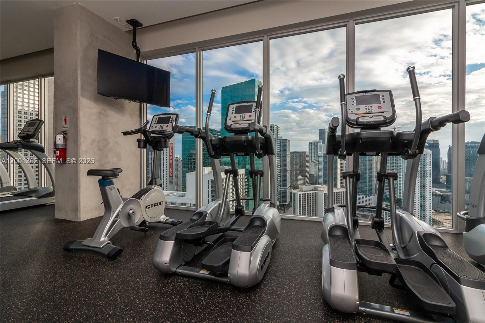 151 SE 1st St #1107, Miami FL 33131