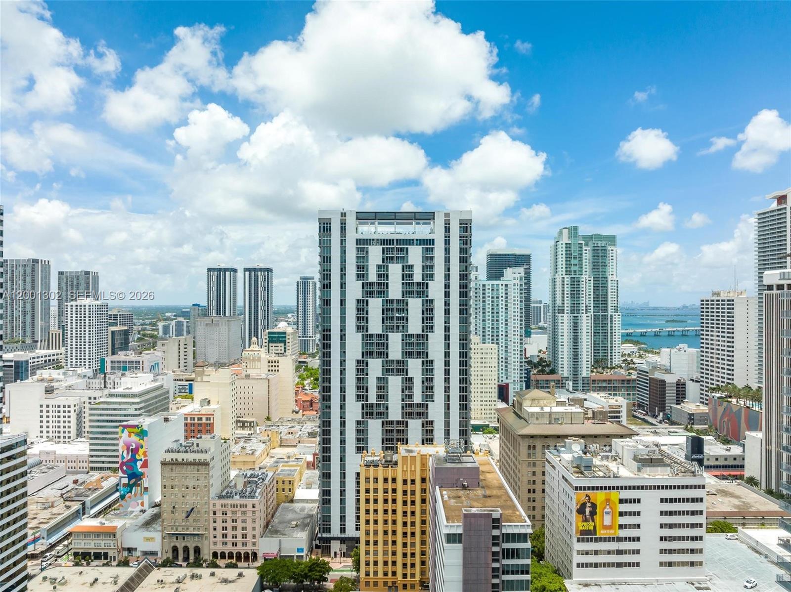 151 SE 1st St #1107, Miami FL 33131