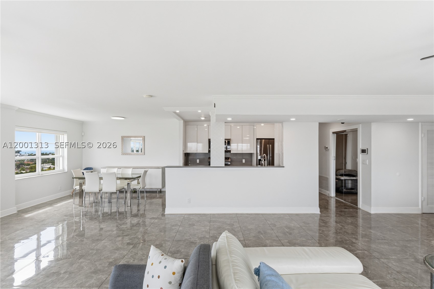 340 Sunset Dr #1210, Fort Lauderdale FL 33301