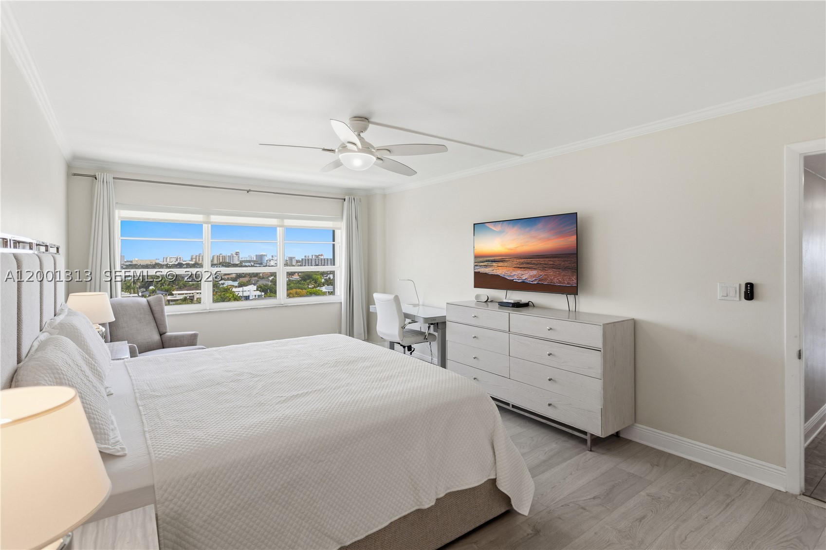 340 Sunset Dr #1210, Fort Lauderdale FL 33301